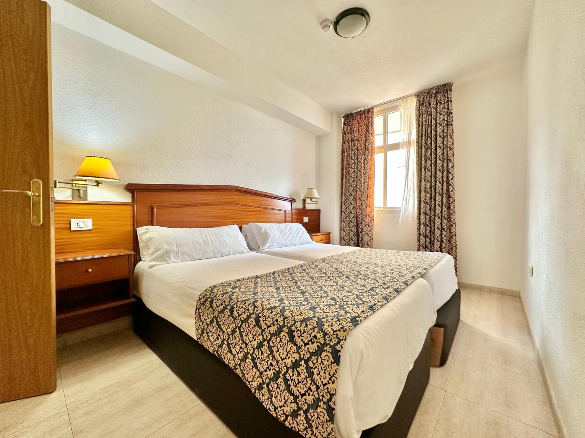 Alta Beachside Apartments Πουέρτο Ντε Λα Κρουζ Εξωτερικό φωτογραφία