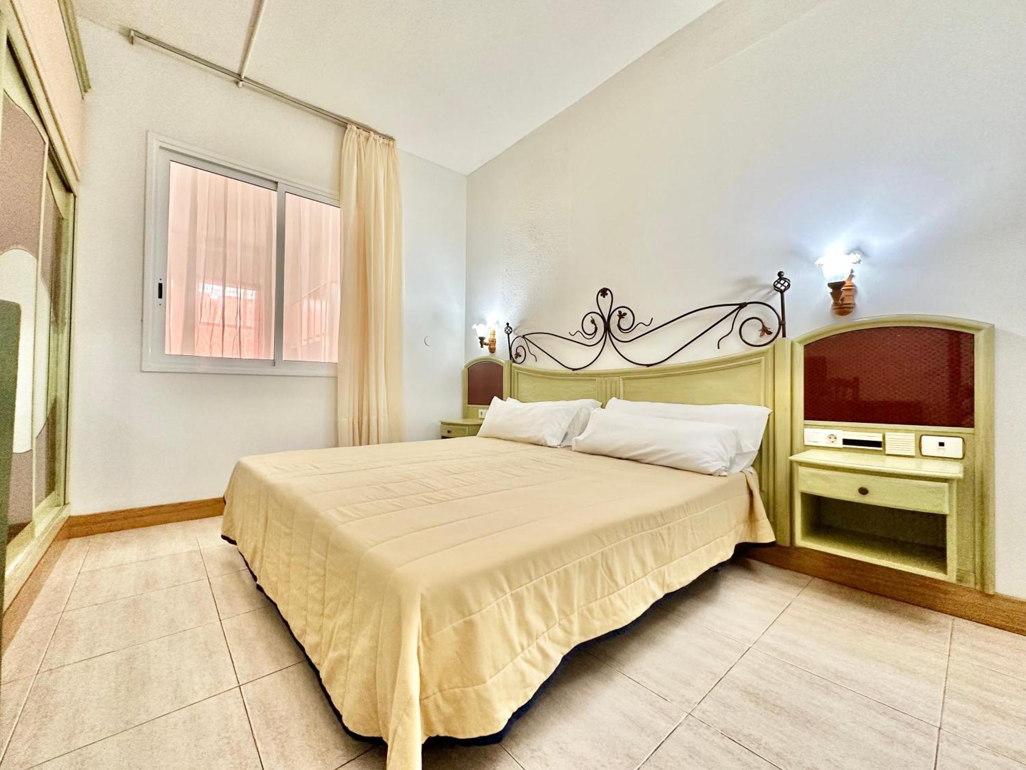 Alta Beachside Apartments Πουέρτο Ντε Λα Κρουζ Εξωτερικό φωτογραφία