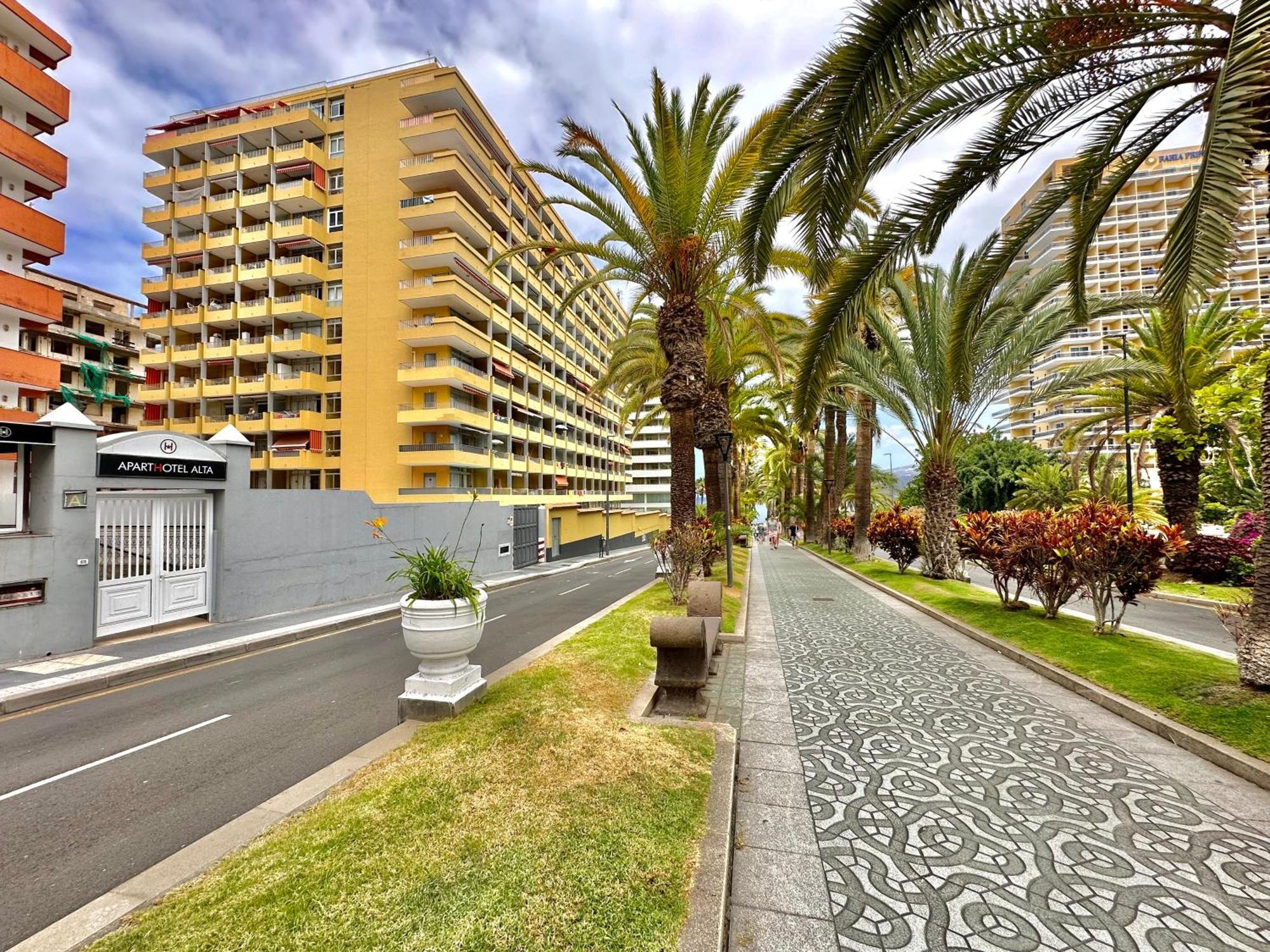 Alta Beachside Apartments Πουέρτο Ντε Λα Κρουζ Εξωτερικό φωτογραφία