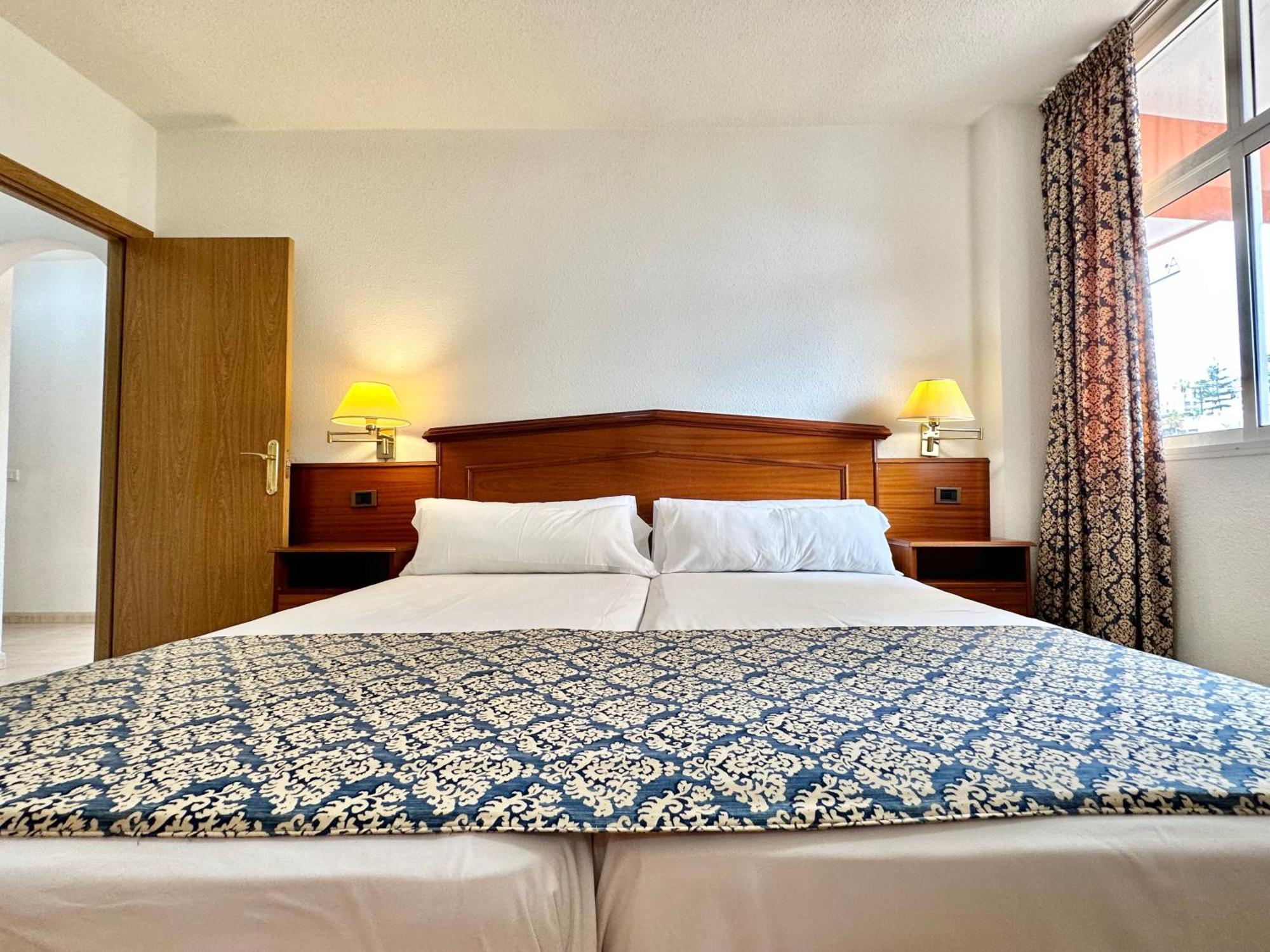Alta Beachside Apartments Πουέρτο Ντε Λα Κρουζ Εξωτερικό φωτογραφία